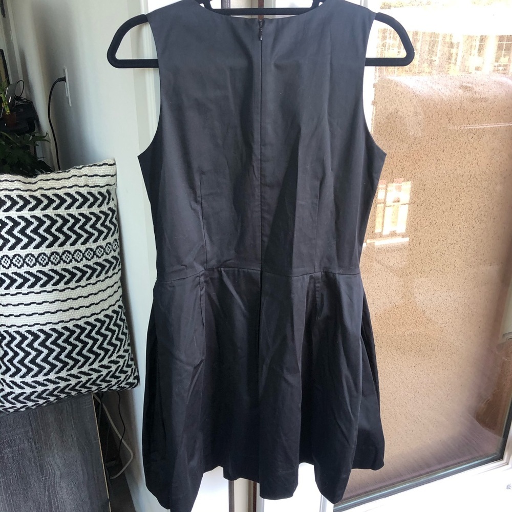 🐕 NWOT GAP fit and flare cotton dress - Picture 6 of 10